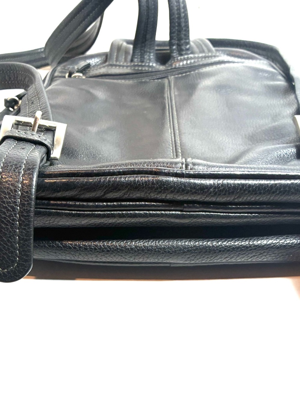 Tignanello Black Genuine Leather Women’s Backpack Purse Classic Older Style - Picture 6 of 14
